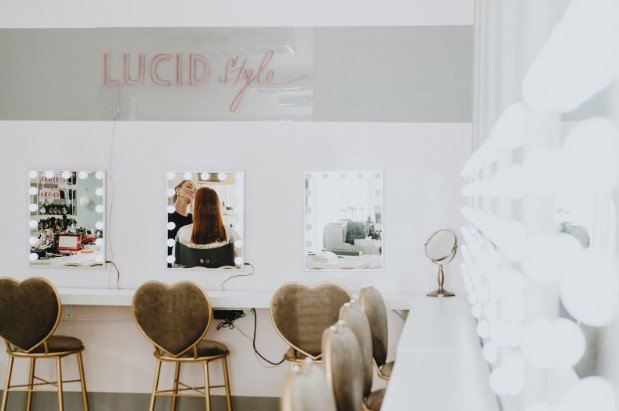 Best Salon Software for Booth Renters (No Fees): Top Picks 2026